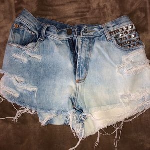 Levi’s denim shorts